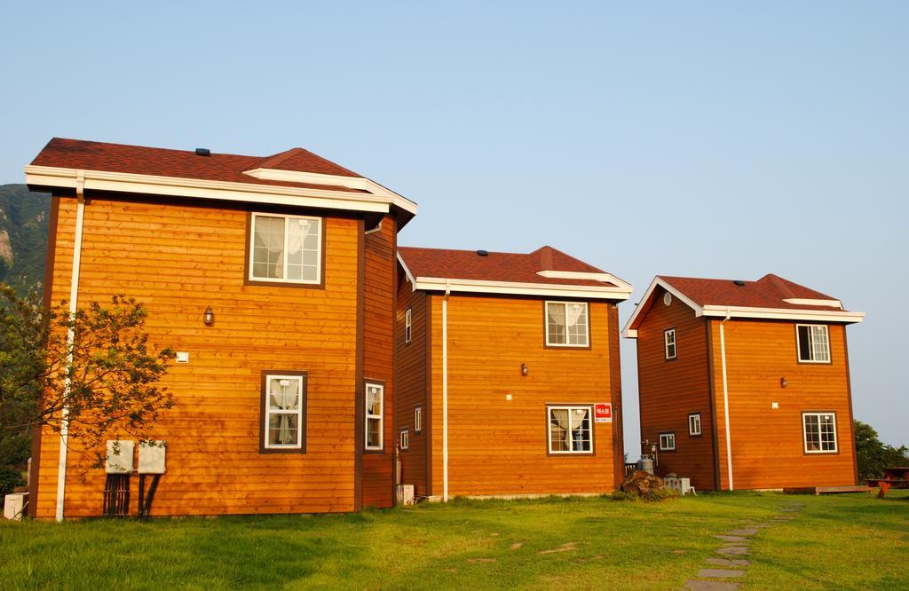 Sweetsalt Villa Сеогвипо Екстериор снимка