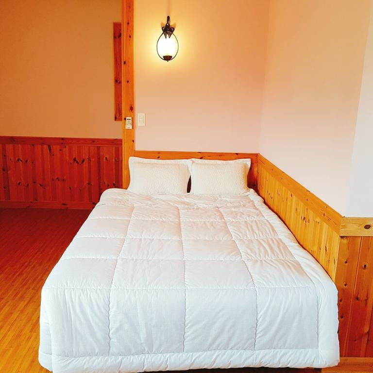 Sweetsalt Villa Сеогвипо Екстериор снимка