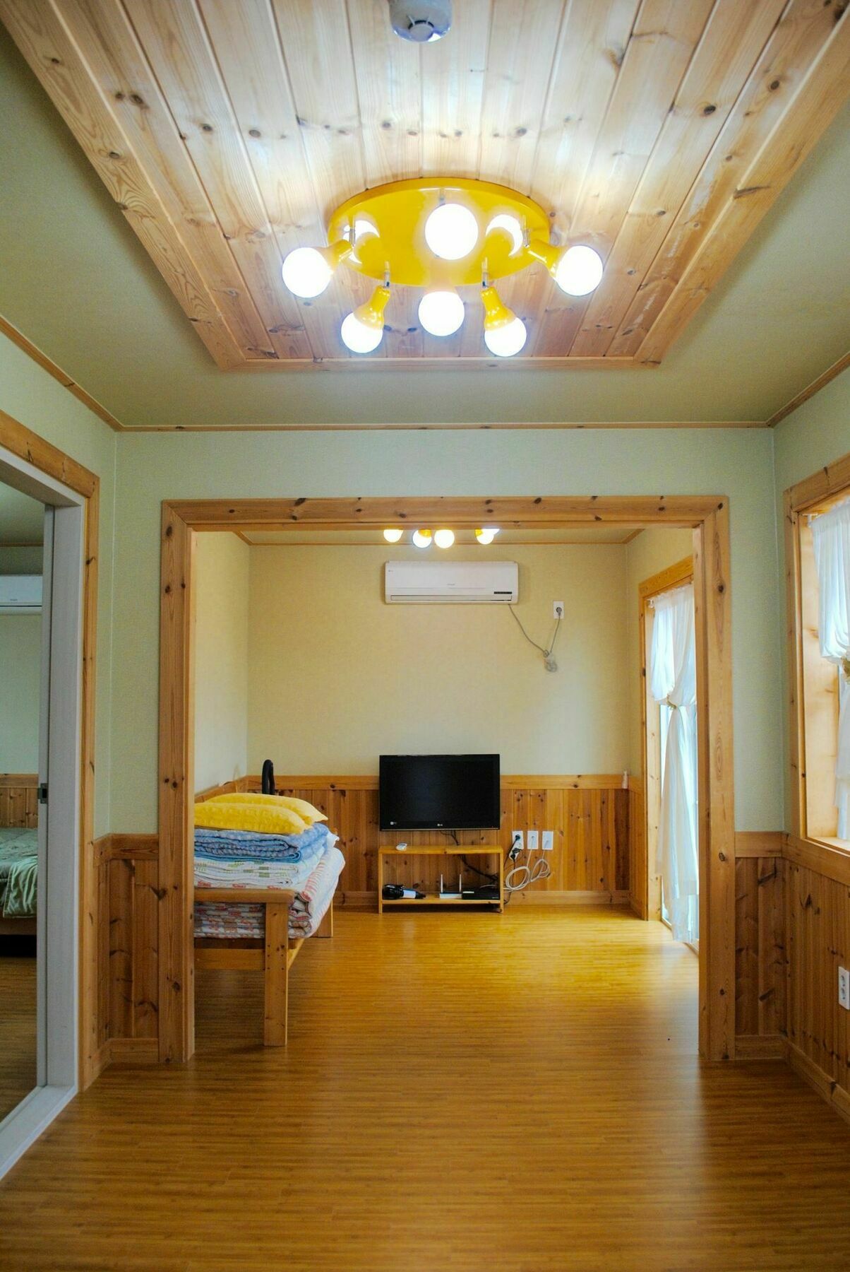 Sweetsalt Villa Сеогвипо Екстериор снимка