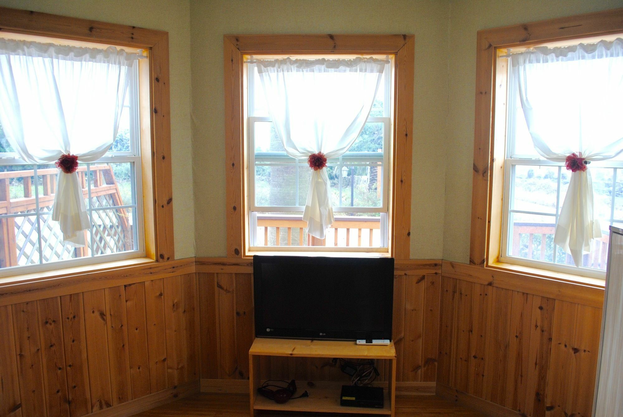 Sweetsalt Villa Сеогвипо Екстериор снимка